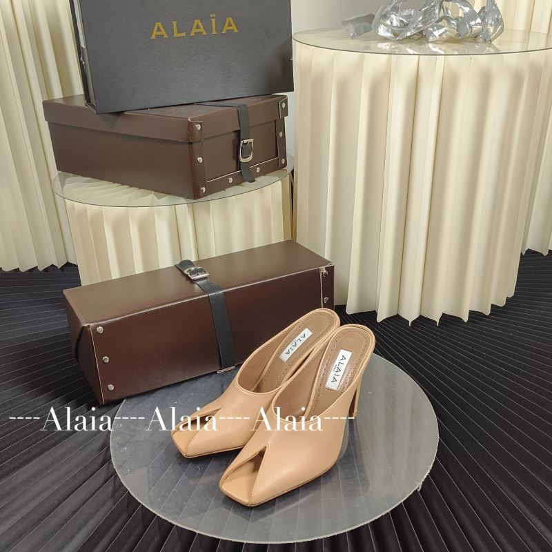 Alaia Sandals